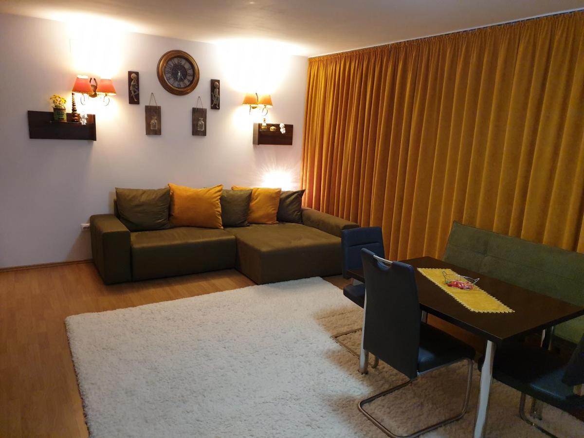 Re-View Apartment Deva Exterior foto